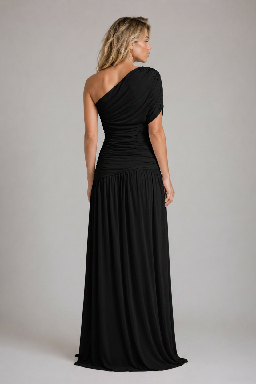 Clara | Vestido largo de malla con hombros descubiertos