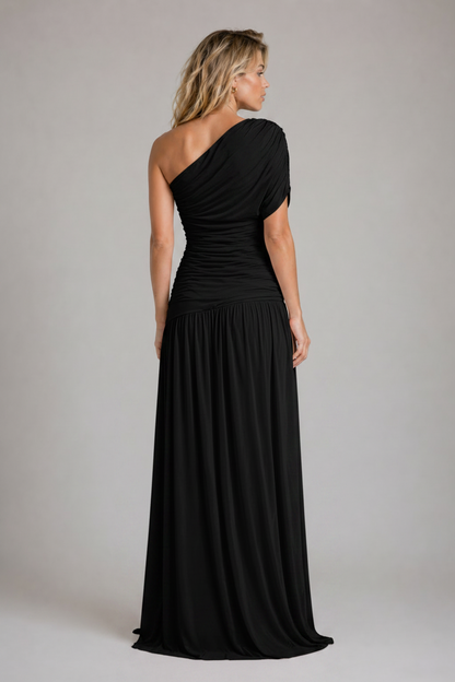 Clara | Vestido largo de malla con hombros descubiertos