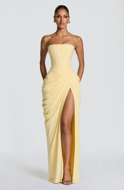 Carmen | Vestido elegante sin tirantes